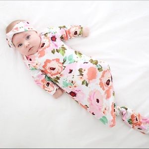 Knotted Infant Gown, Bow and Robe